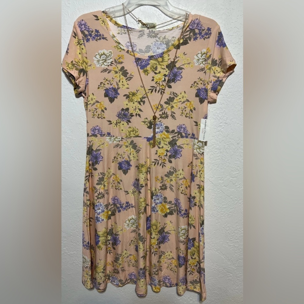 Bobbie Brooks Casual Dress Size Small Peach Floral Midi Butter Soft A Line NWT